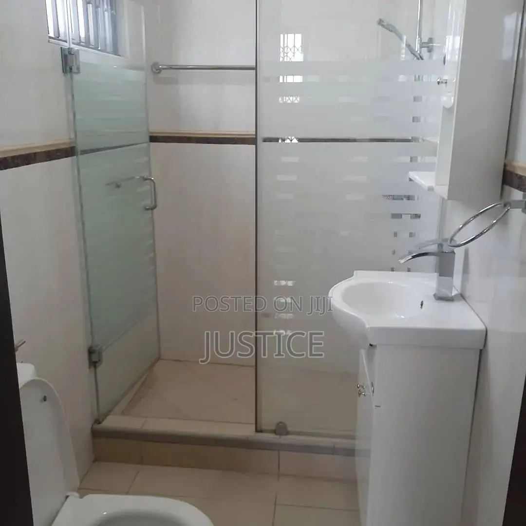 4bdrm House in Paraku Estate Dome for sale in Parakuo Estate
