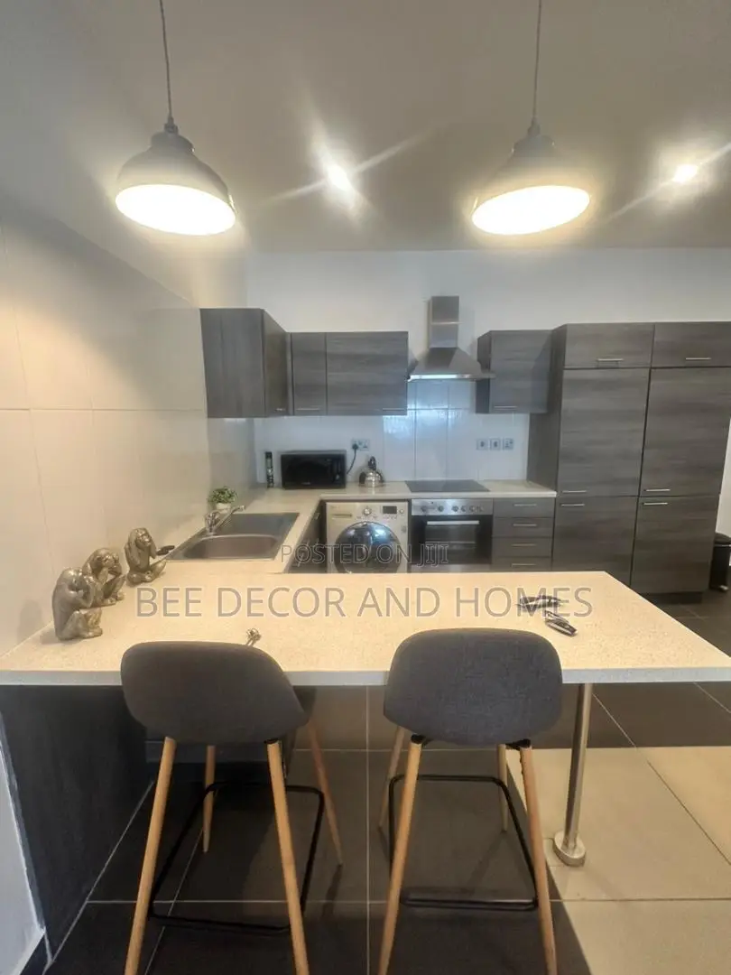 Furnished 3bdrm House in Bee Decor & Homes, Cantonments for rent in Cantonments
