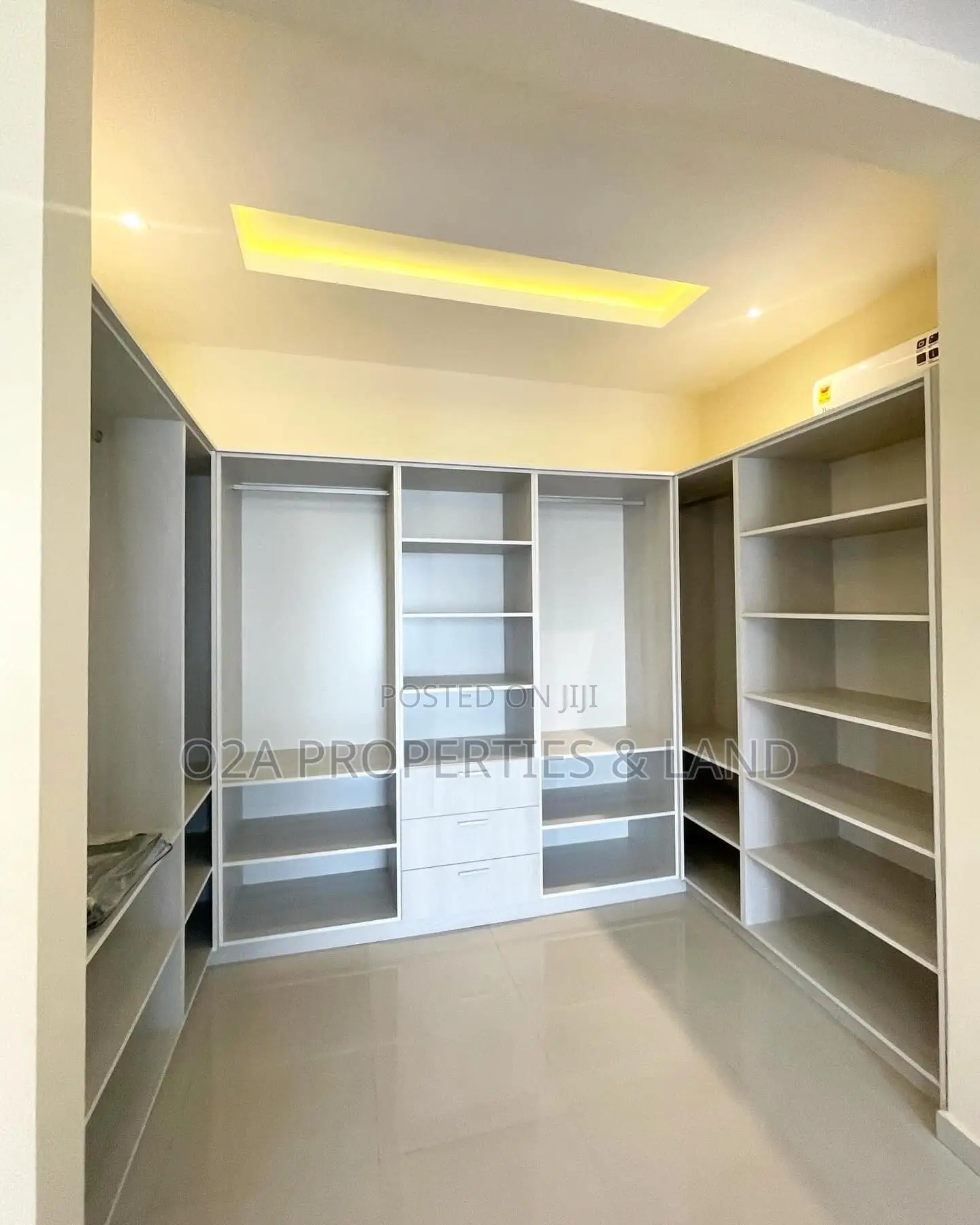 4bdrm House in East Legon Hills, Boundary Road Area for sale in Boundary Road Area