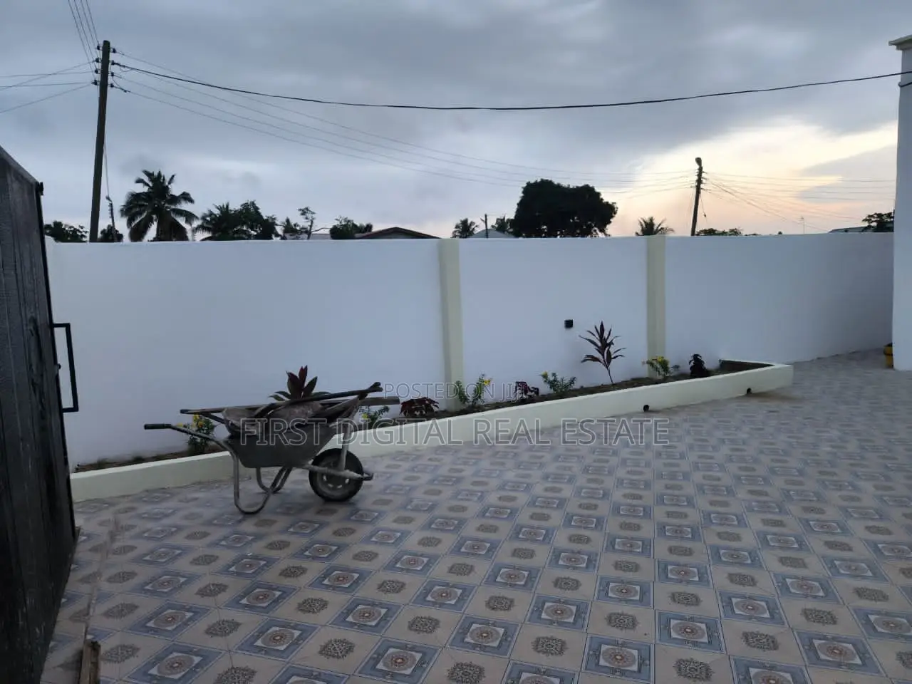 4bdrm House in First Digital Real, Kasoa for sale in Kasoa