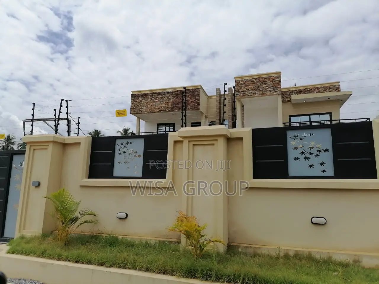 Furnished 6bdrm Duplex in Wisa Groups, Accra Metropolitan for rent in Accra Metropolitan