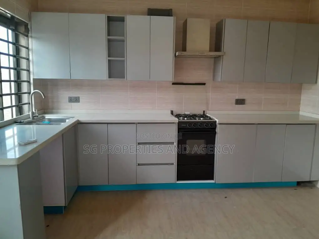 2bdrm Apartment in East Airport, Spintex for rent in Spintex