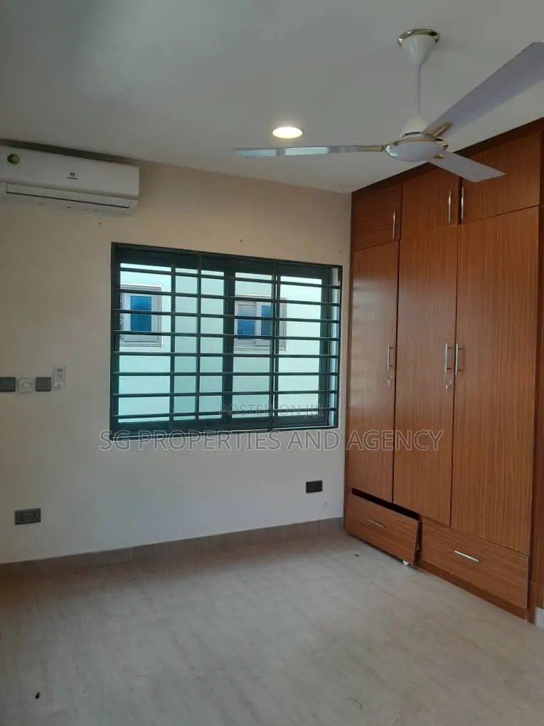 2bdrm Apartment in East Airport, Spintex for rent in Spintex