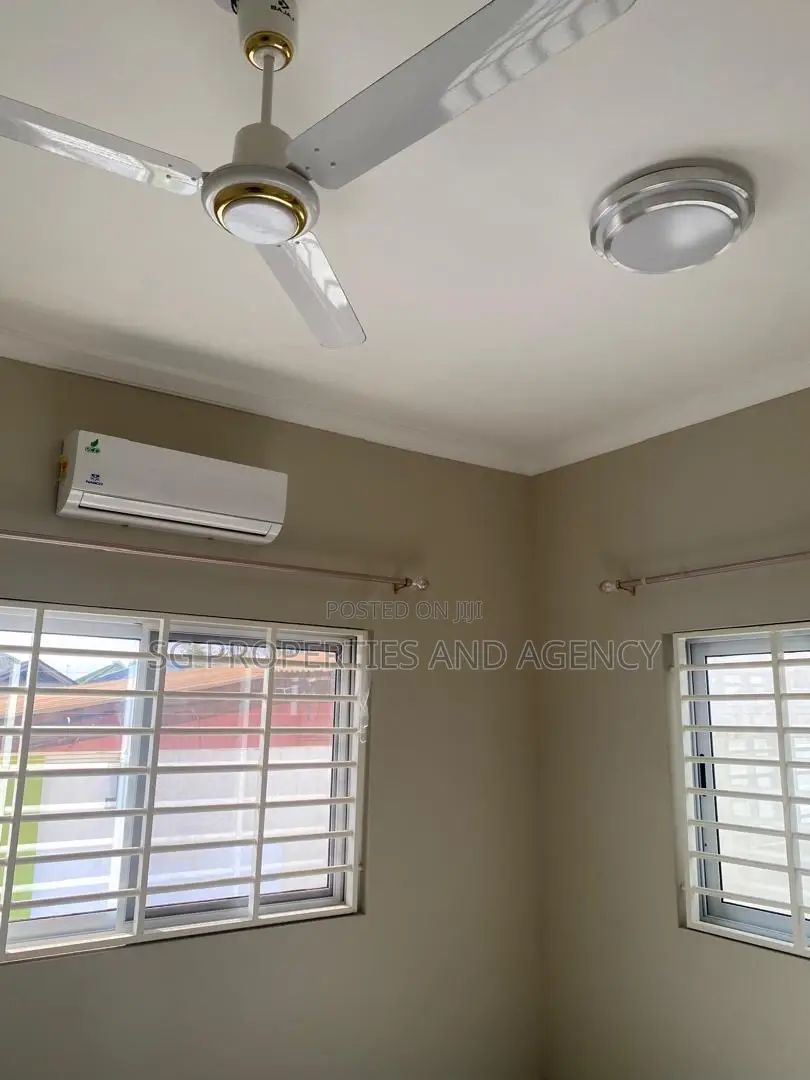 3bdrm House in Ecobank, Spintex for rent in Spintex