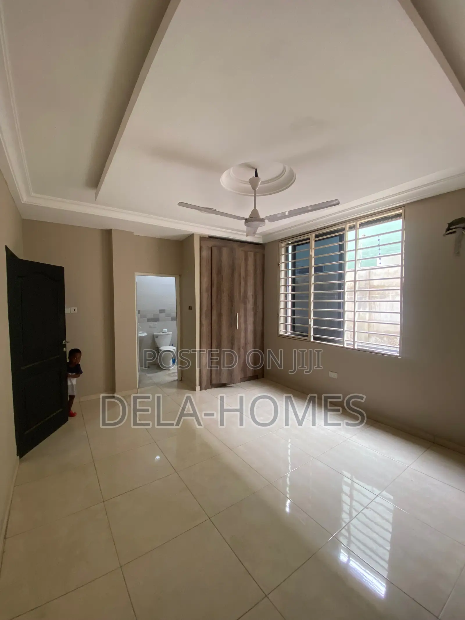Ex-Two Bedroom for Rent at Ashiyie. in Adenta