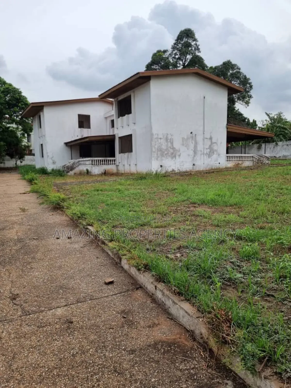 An Acre Land for Sale at Cantonment in Kwabenya