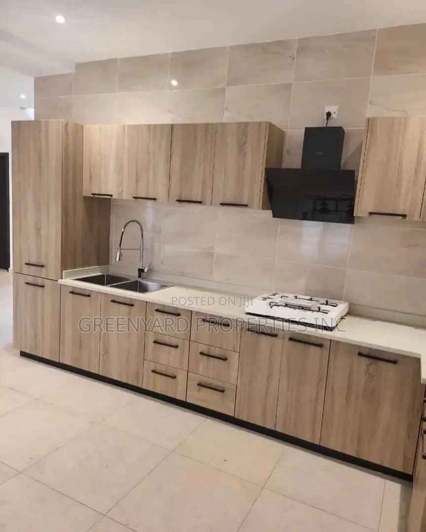 4bdrm House in C6, Lake Side Estate for sale in Lake Side Estate