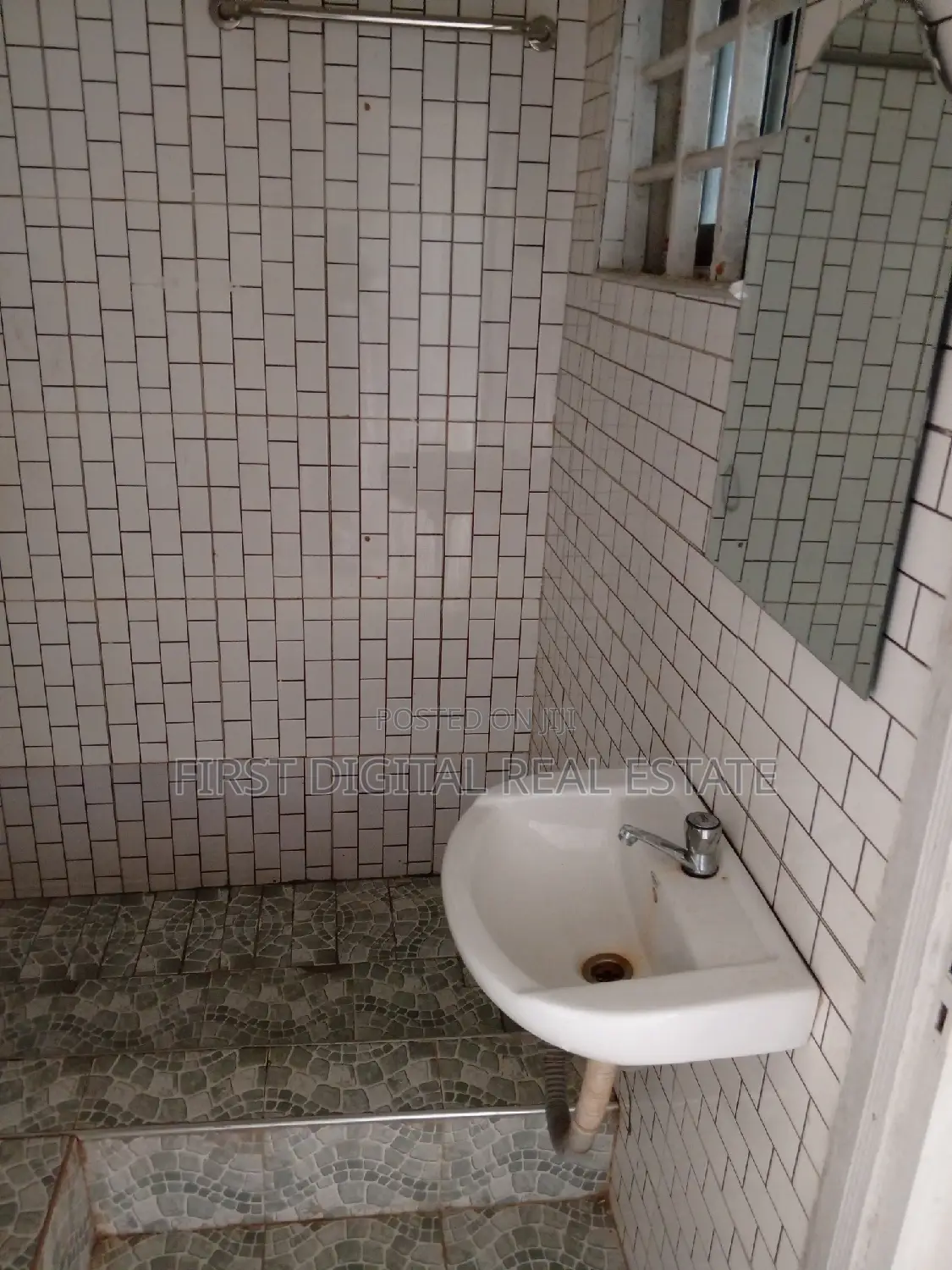 1bdrm Apartment in First Digital Real, Weija for rent in Weija
