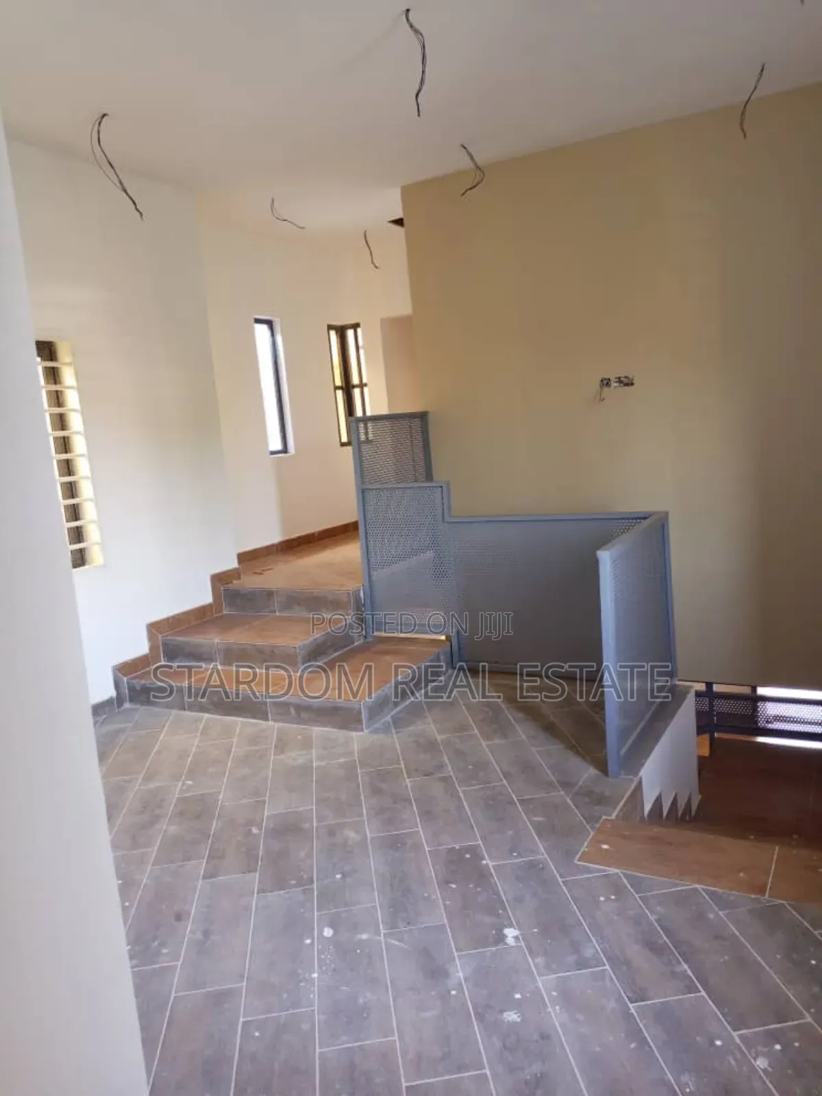 3bdrm Duplex in Spintex for rent in Spintex