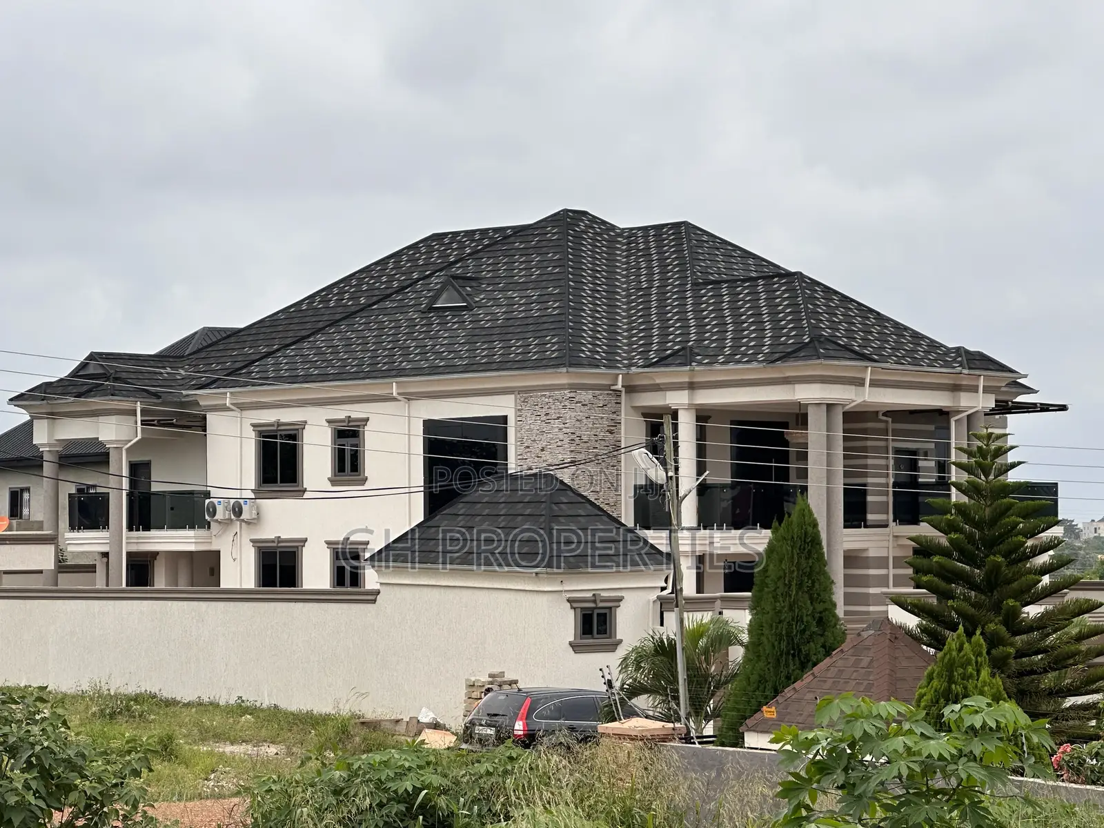 5bdrm Mansion in Agric., Kumasi Metropolitan for sale in Kumasi Metropolitan