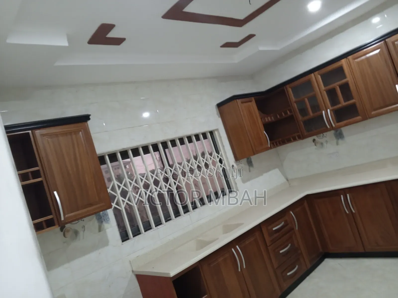 3bdrm Bungalow in Community 25, Tema Metropolitan for rent in Tema Metropolitan
