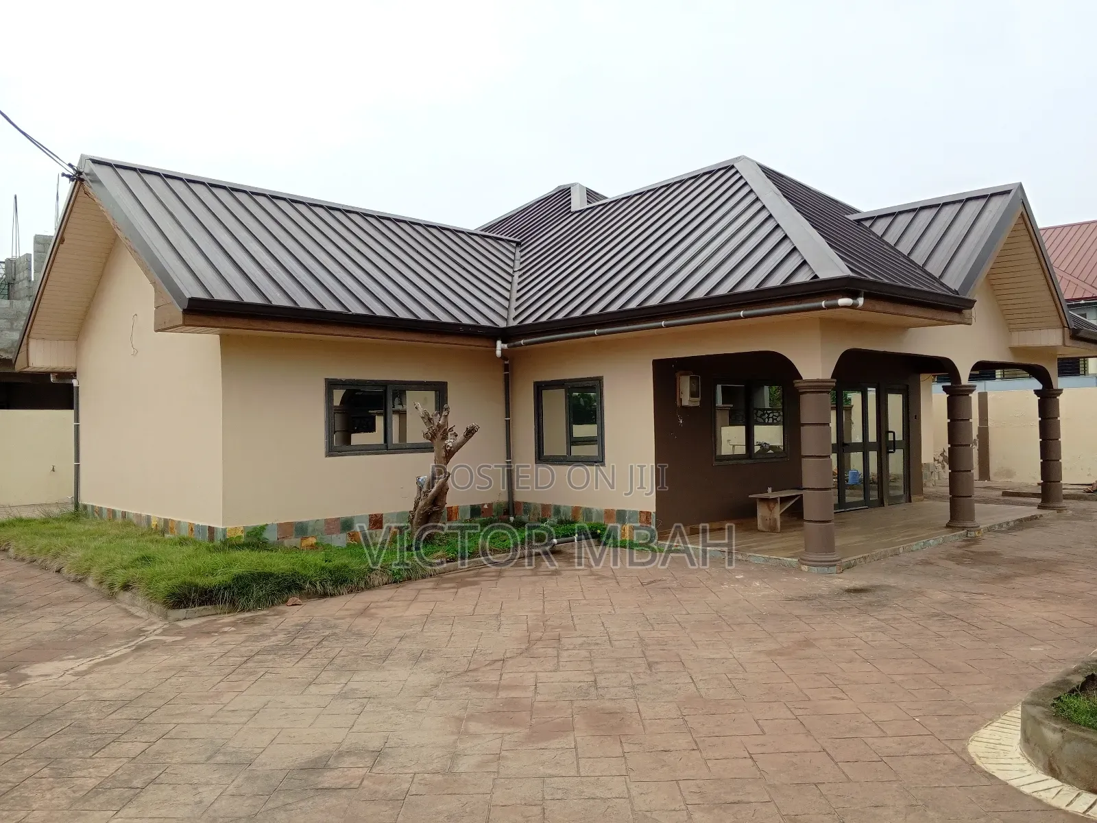 3bdrm Bungalow in Community 25, Tema Metropolitan for rent in Tema Metropolitan