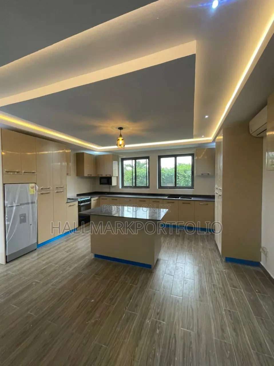5bdrm Bungalow in Emefs Estate, Tema Metropolitan for sale in Tema Metropolitan