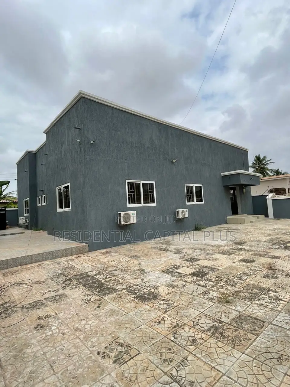 3bdrm Apartment in Spintex, Coca Cola for sale in Coca Cola