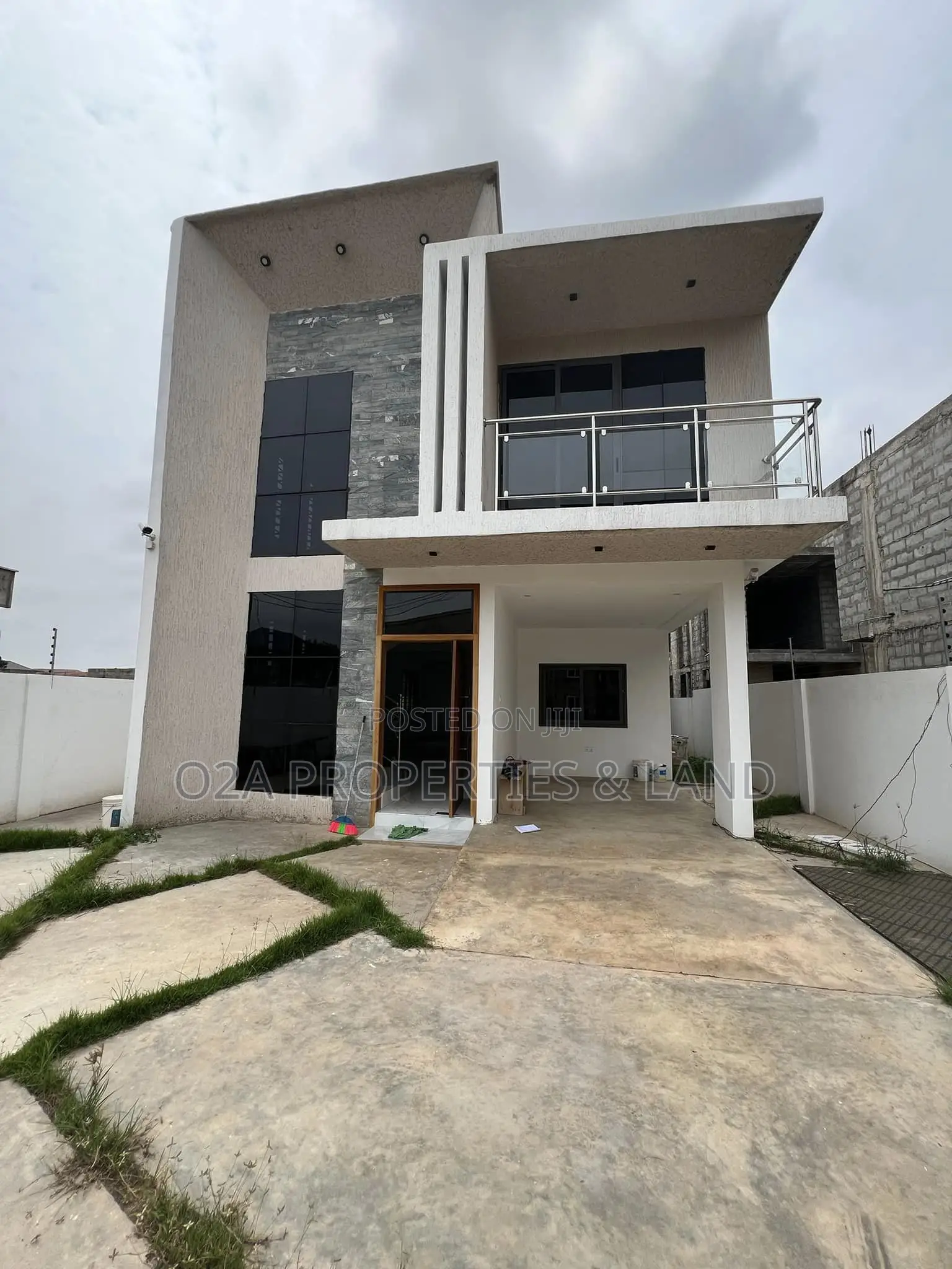 4bdrm House in East Legon Hills, Police Station for sale in Police Station