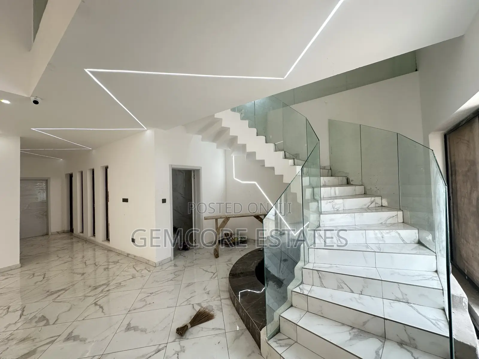 4bdrm Townhouse/Terrace in Puregem Agency, Ashaley Botwe for sale in Ashaley Botwe