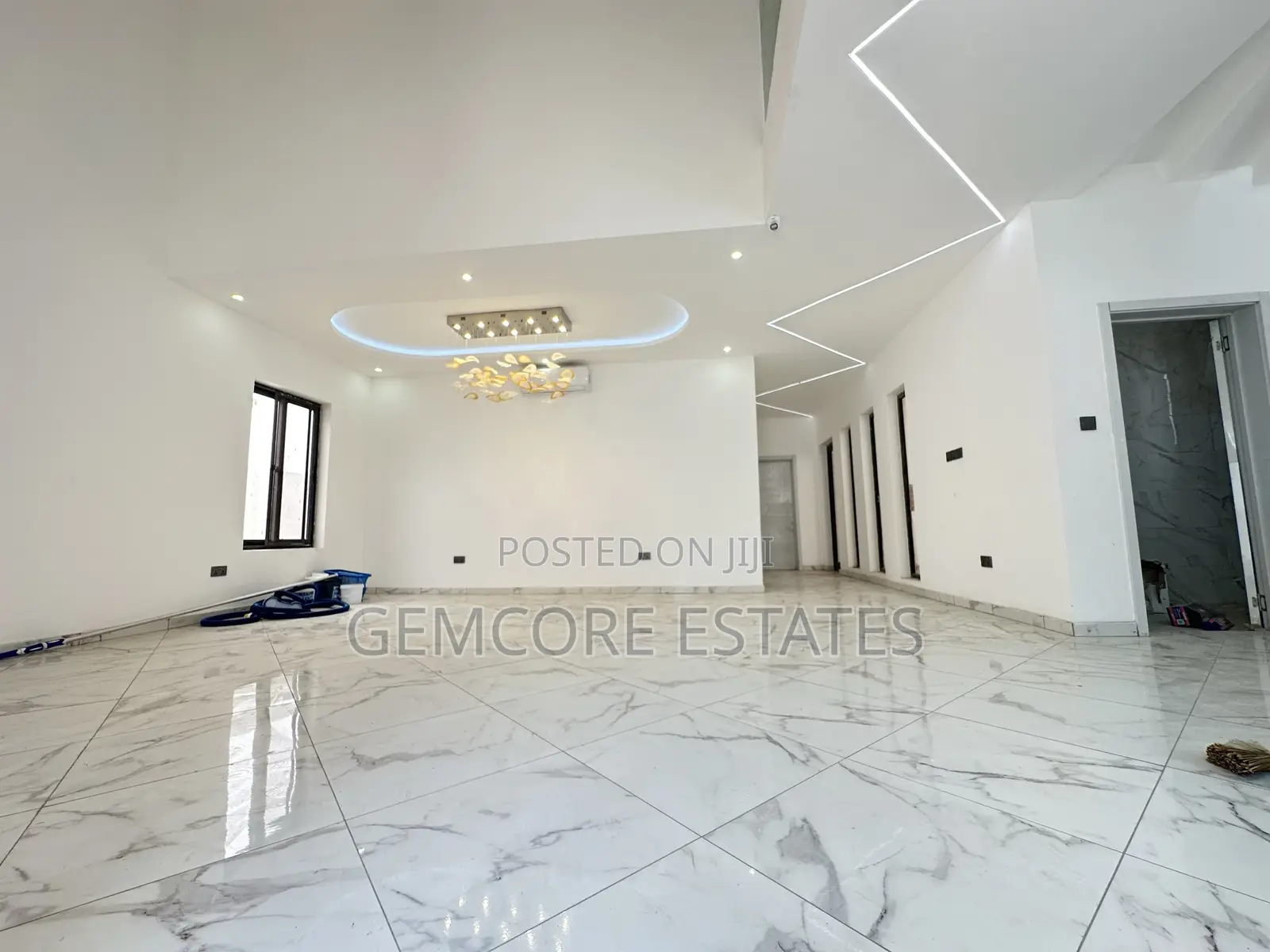4bdrm Townhouse/Terrace in Puregem Agency, Ashaley Botwe for sale in Ashaley Botwe