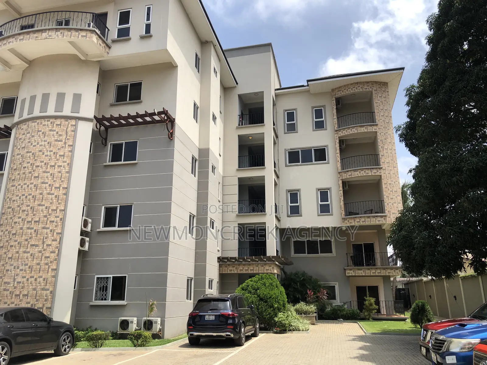 3bdrm Apartment in Accra,Ridge. for sale in Accra Metropolitan