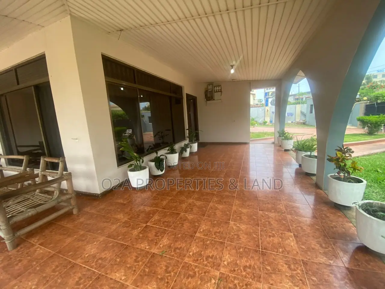 7bdrm House in Tema Community 3, Sakumono for sale in Sakumono