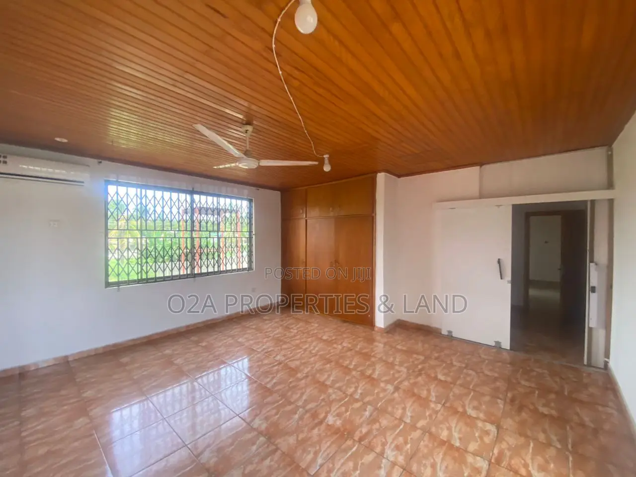 7bdrm House in Tema Community 3, Sakumono for sale in Sakumono