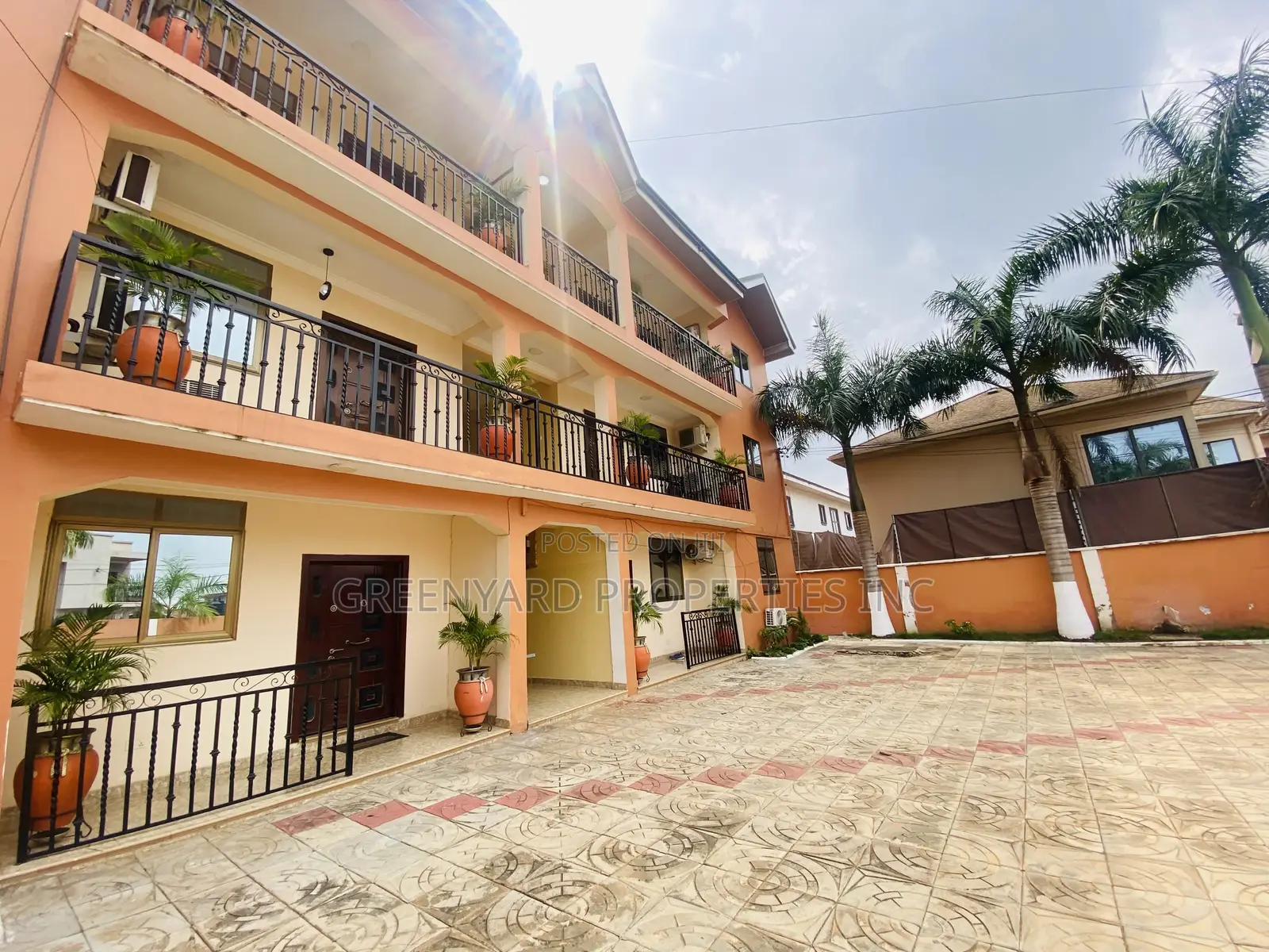 Furnished 2bdrm Apartment in East Legon for rent in East Legon
