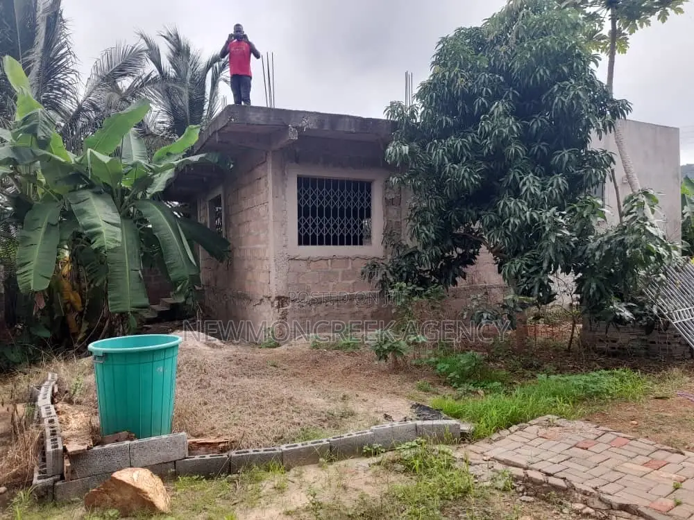 4bdrm Duplex in Dodowa Hospital, Accra Metropolitan for sale in Accra Metropolitan