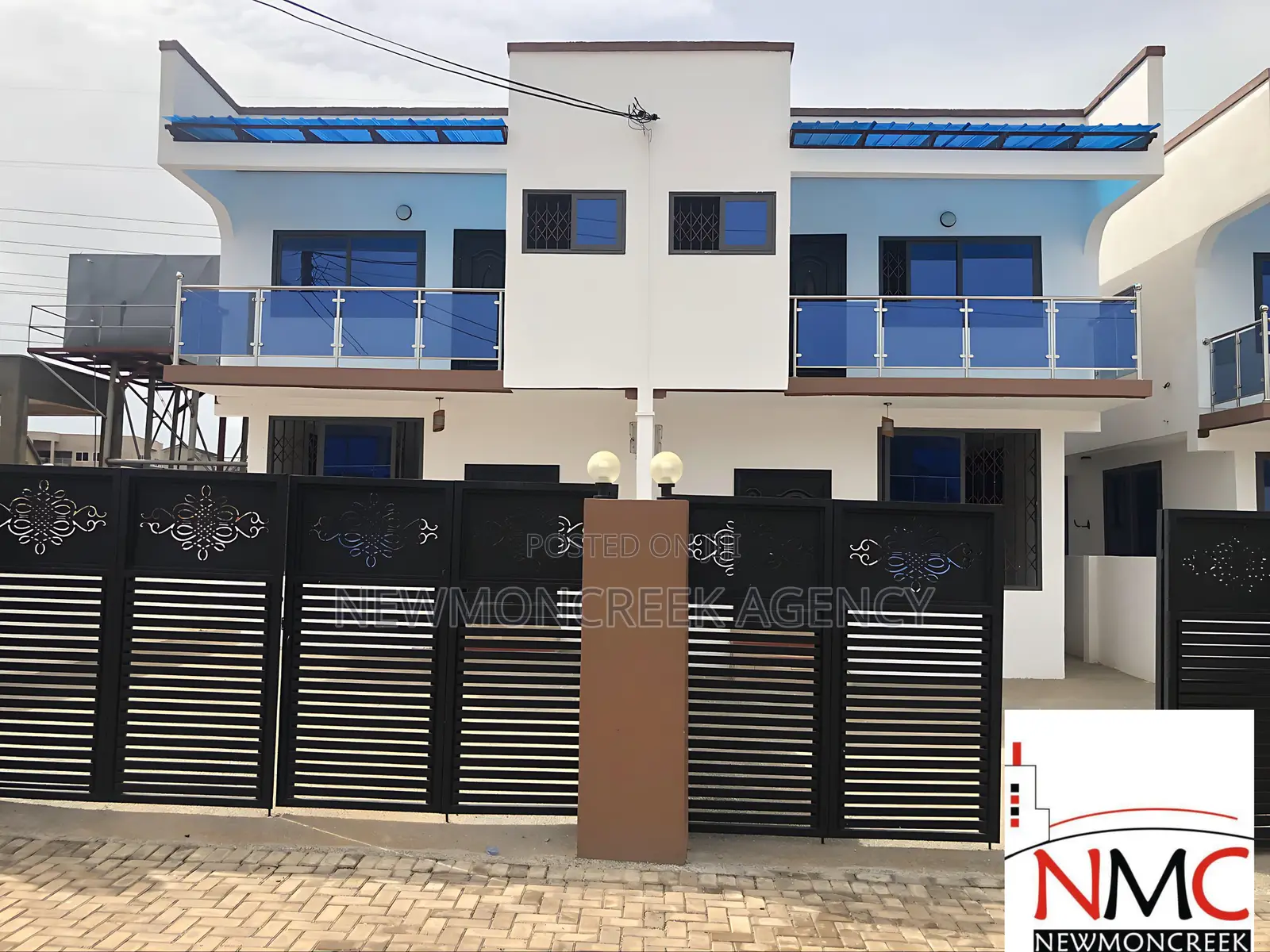 3bdrm Duplex in Gated Est.Oyarifa, Accra Metropolitan for sale in Accra Metropolitan