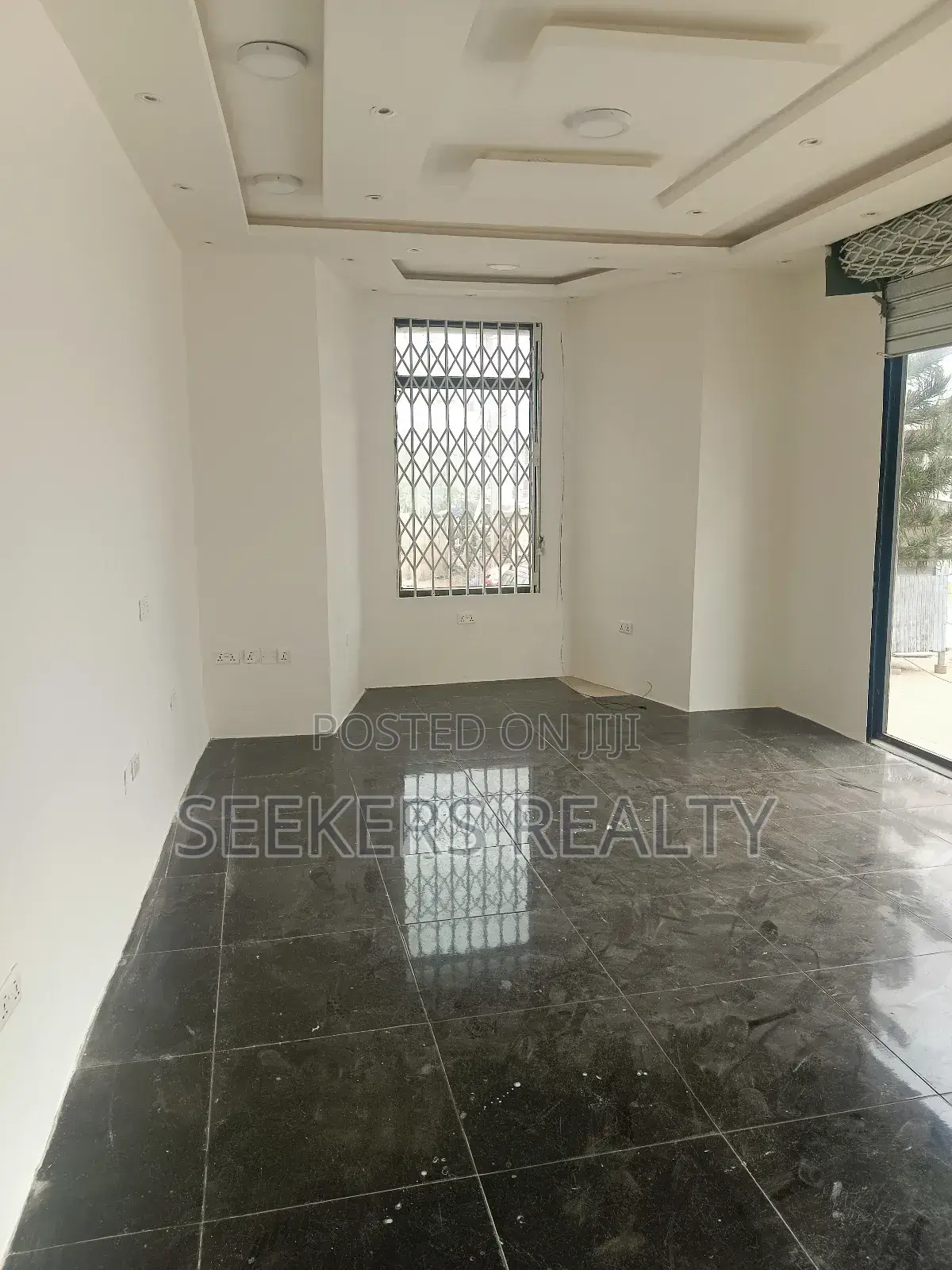 Shop for Rent at Osu in Osu
