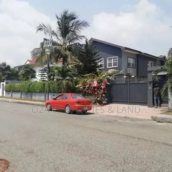 4bdrm House in Airport Hills for sale in Airport Residential Area