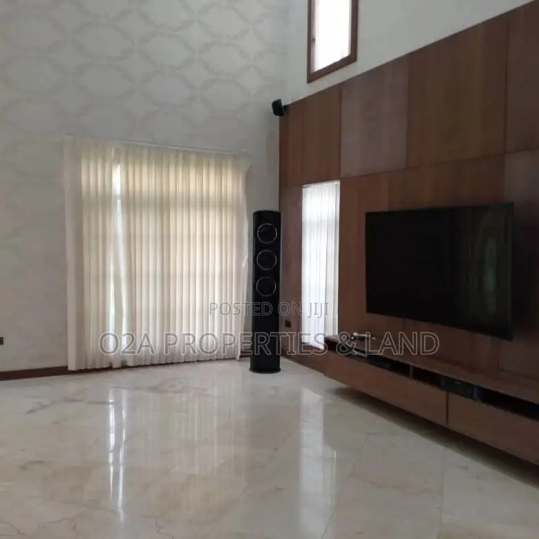 4bdrm House in Airport Hills for sale in Airport Residential Area