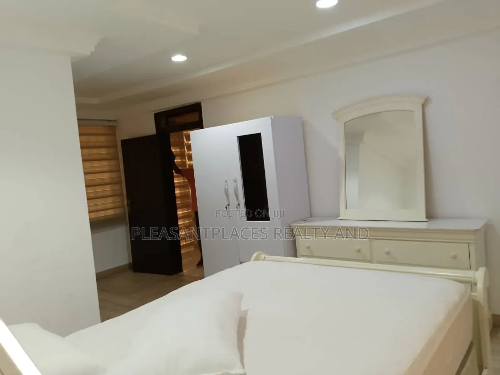 Furnished 2bdrm Apartment in Pleasantplaces, East Legon for rent in East Legon