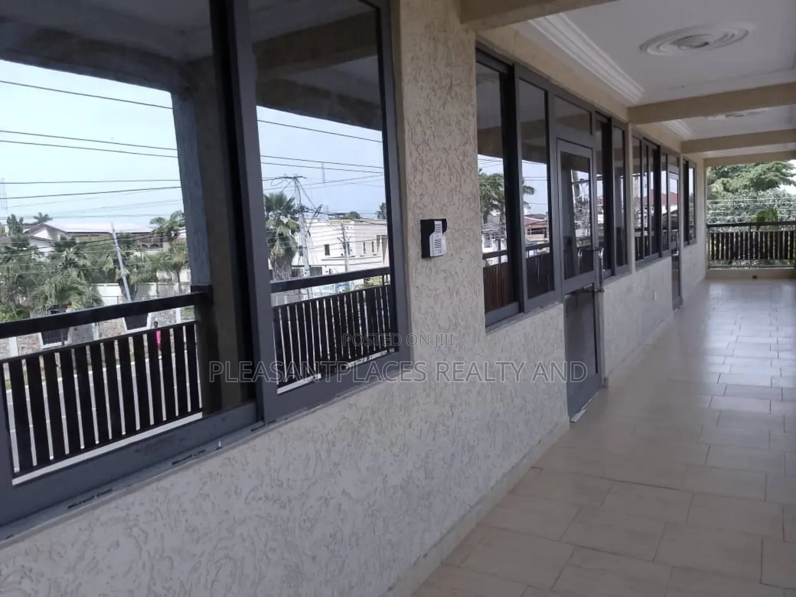 Furnished 2bdrm Apartment in Pleasantplaces, East Legon for rent in East Legon