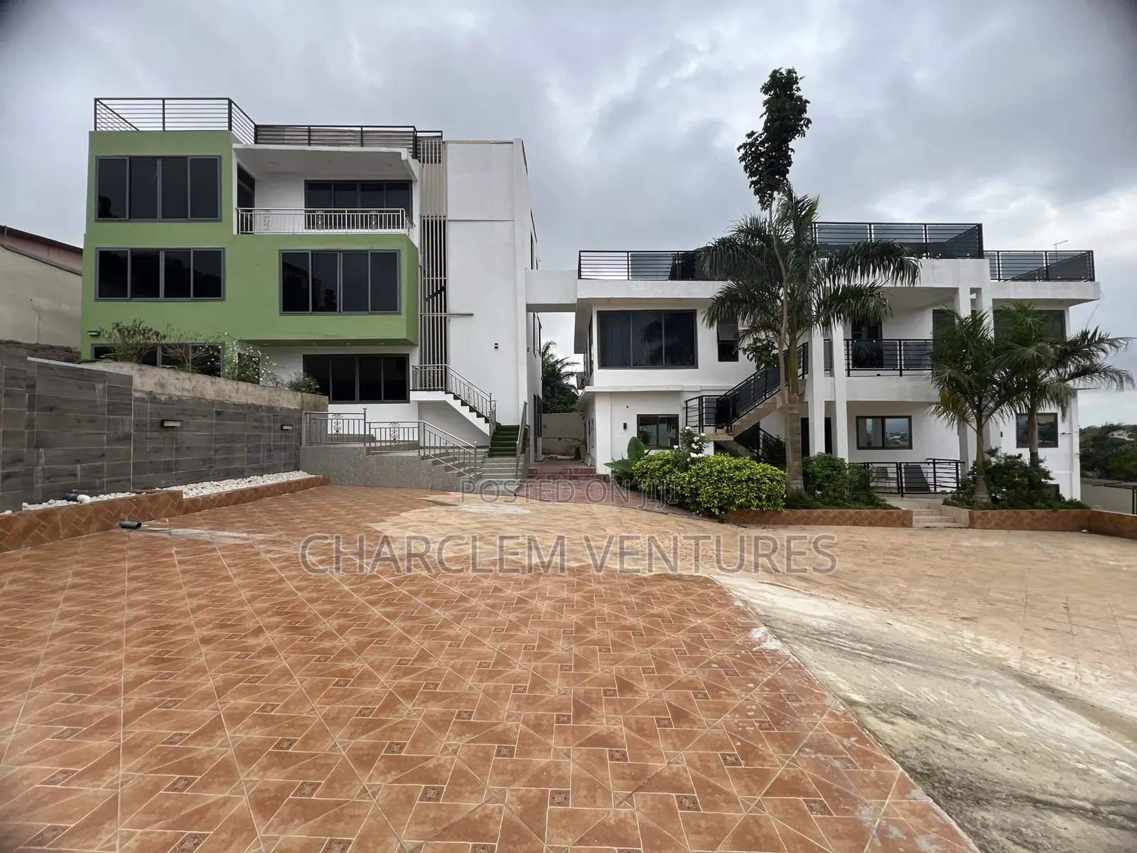 20bdrm House in Charclem Ventures, Accra Metropolitan for sale in Accra Metropolitan