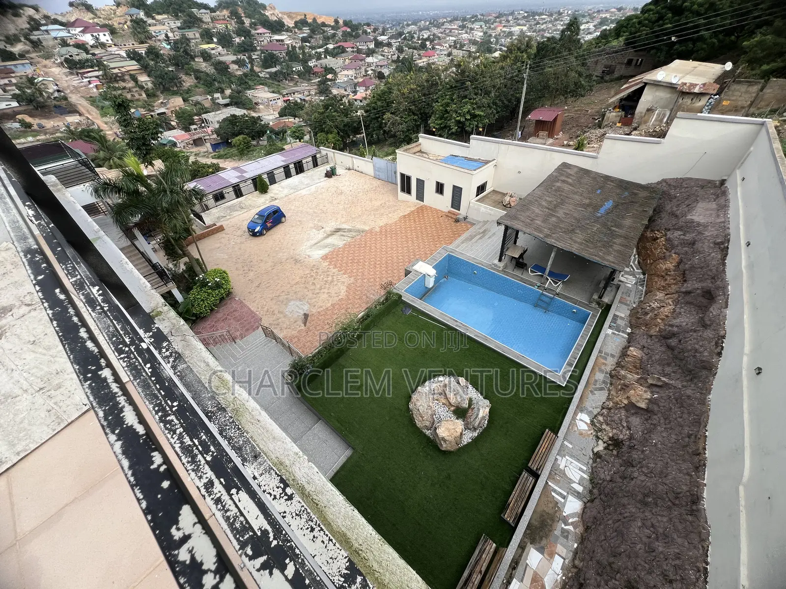 20bdrm House in Charclem Ventures, Accra Metropolitan for sale in Accra Metropolitan