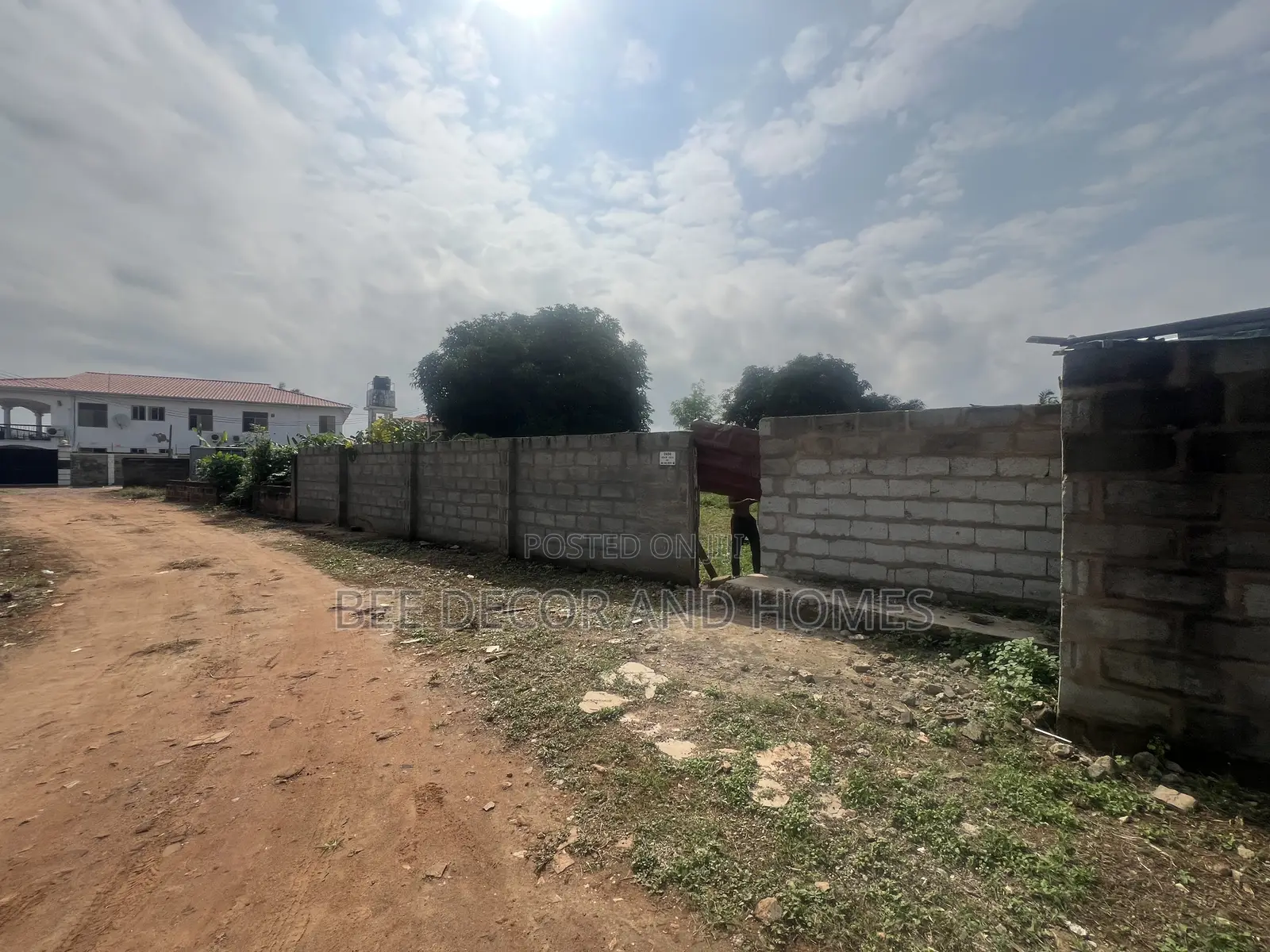 Good Positioned Land for Sale in Oyarifa