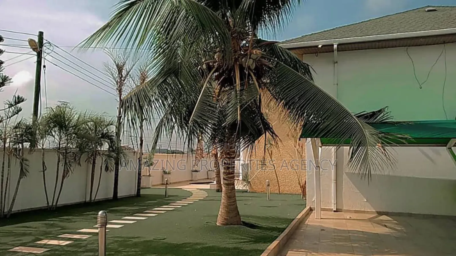 7bdrm House in Adjiriganor for sale in Adjiriganor