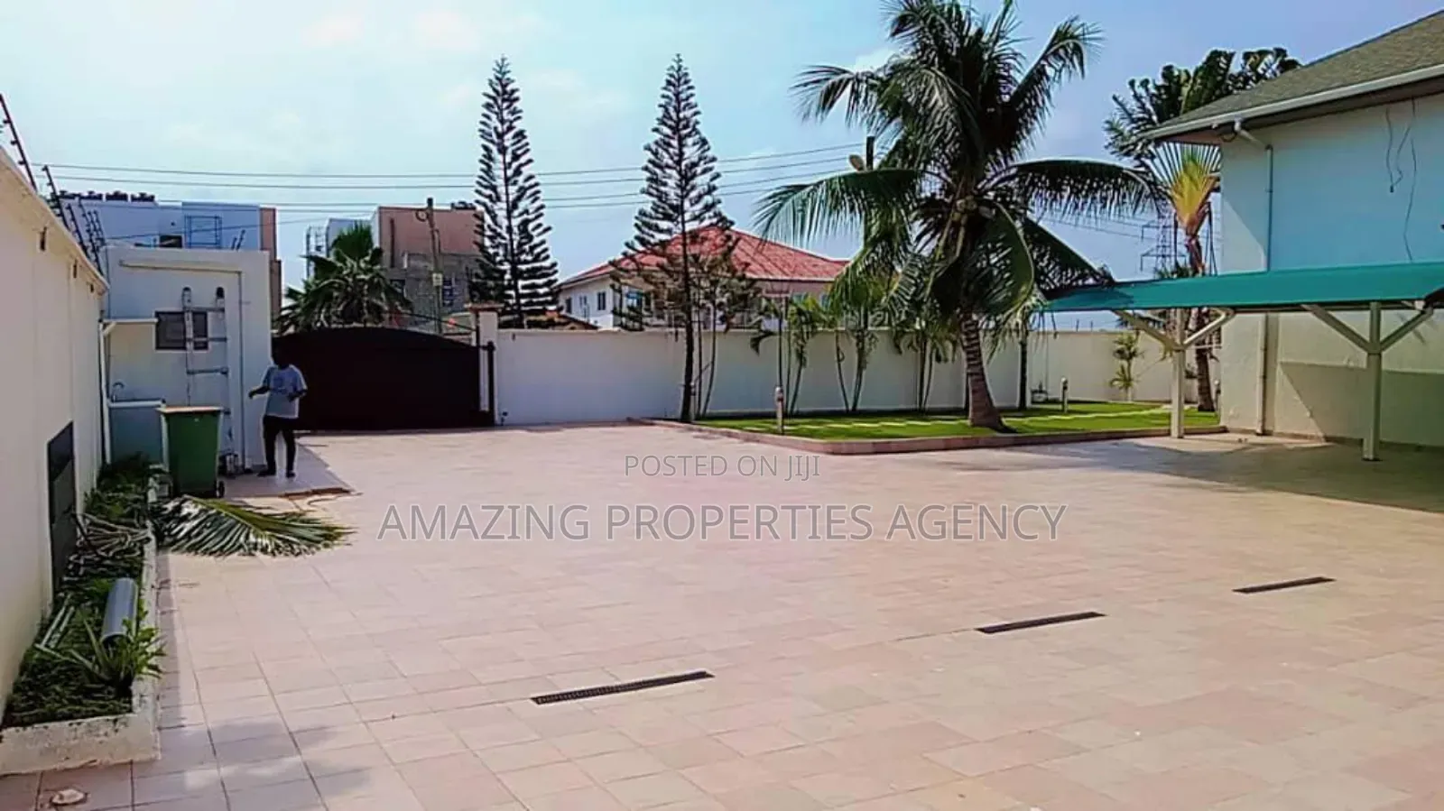 7bdrm House in Adjiriganor for sale in Adjiriganor