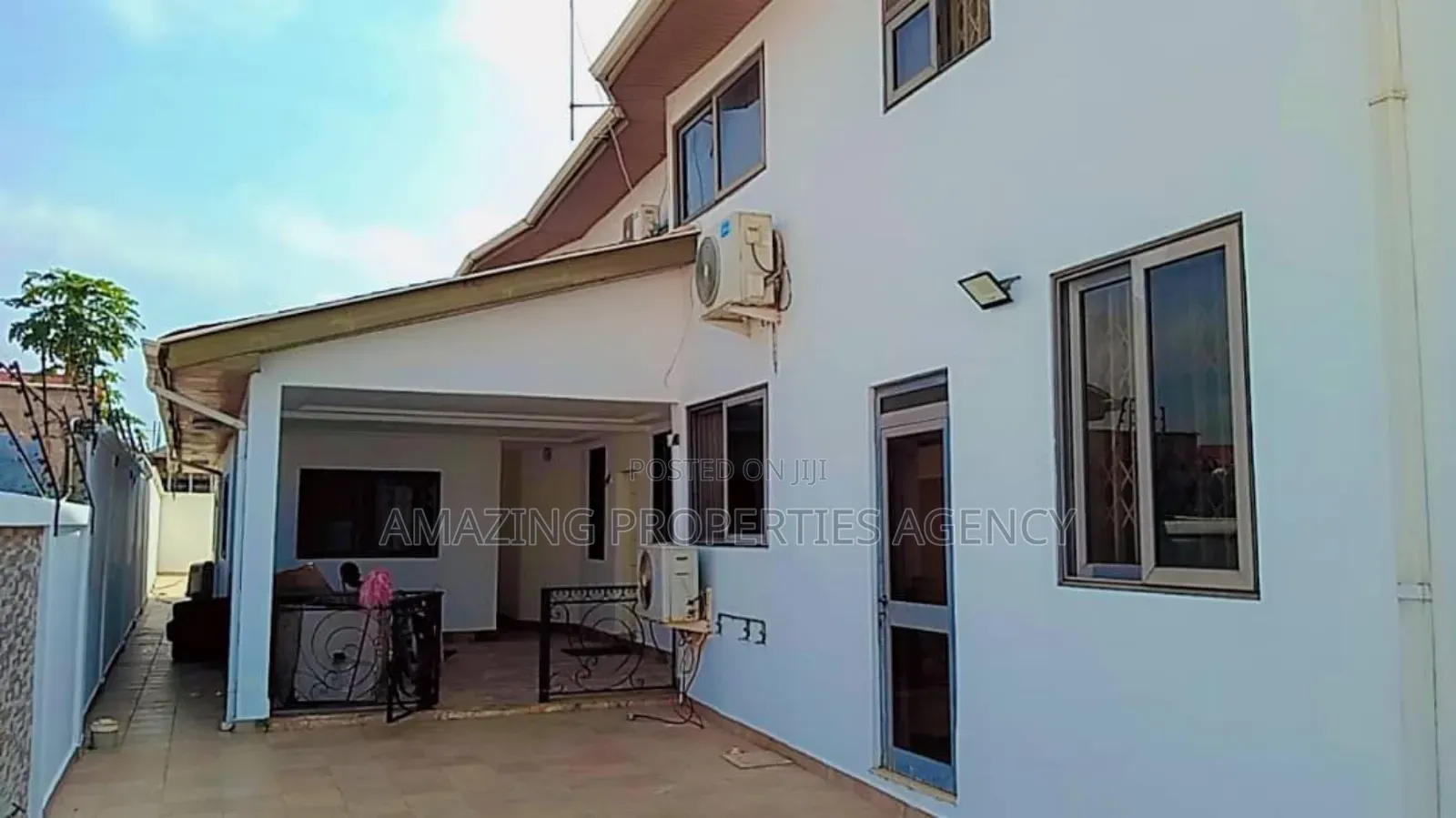 7bdrm House in Adjiriganor for sale in Adjiriganor