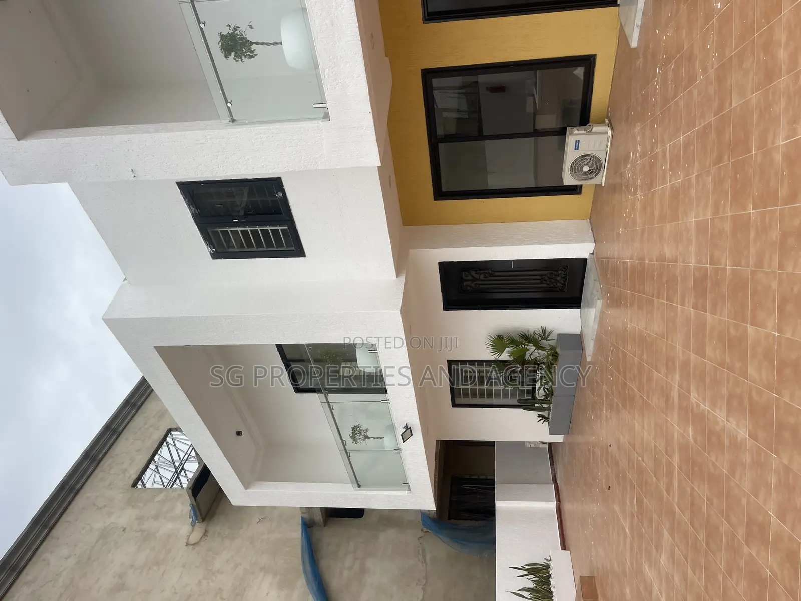 2bdrm Townhouse / Terrace in Lashibi, Spintex for rent in Spintex