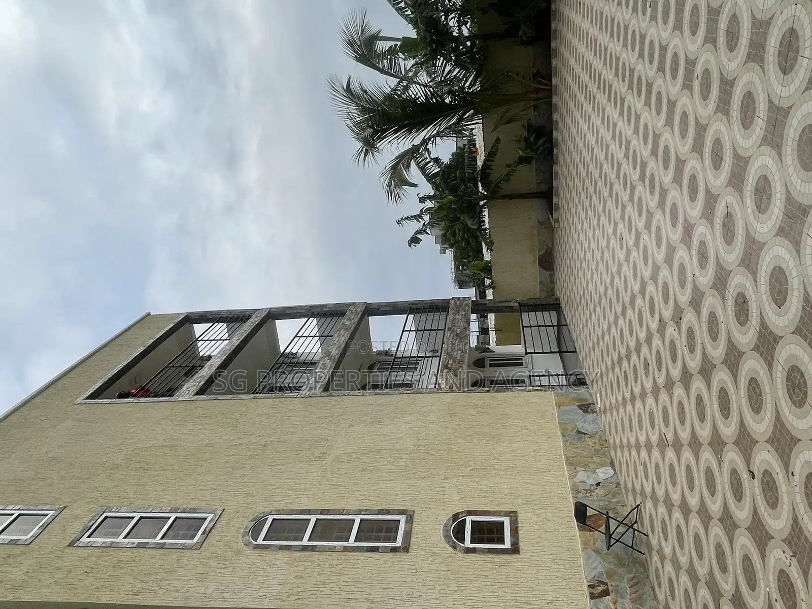 2bdrm Apartment in Lashibi, Spintex for rent in Spintex