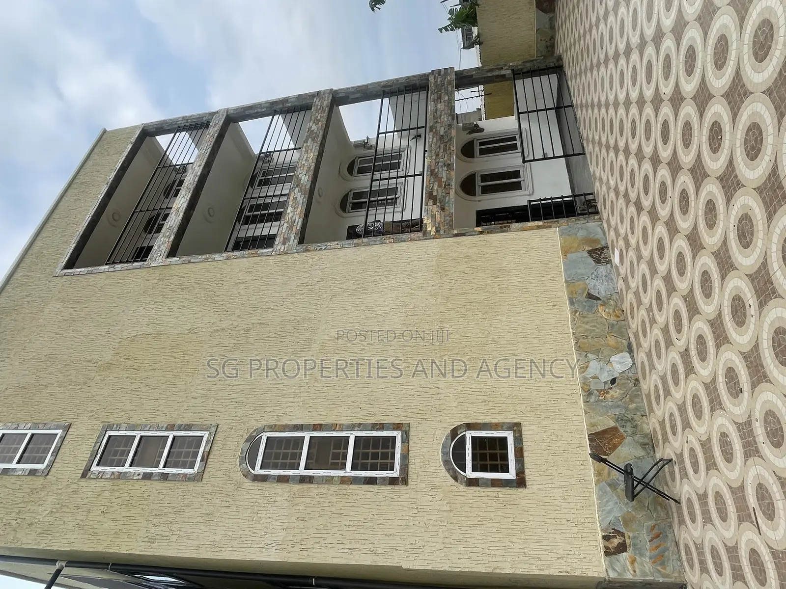 2bdrm Apartment in Lashibi, Spintex for rent in Spintex