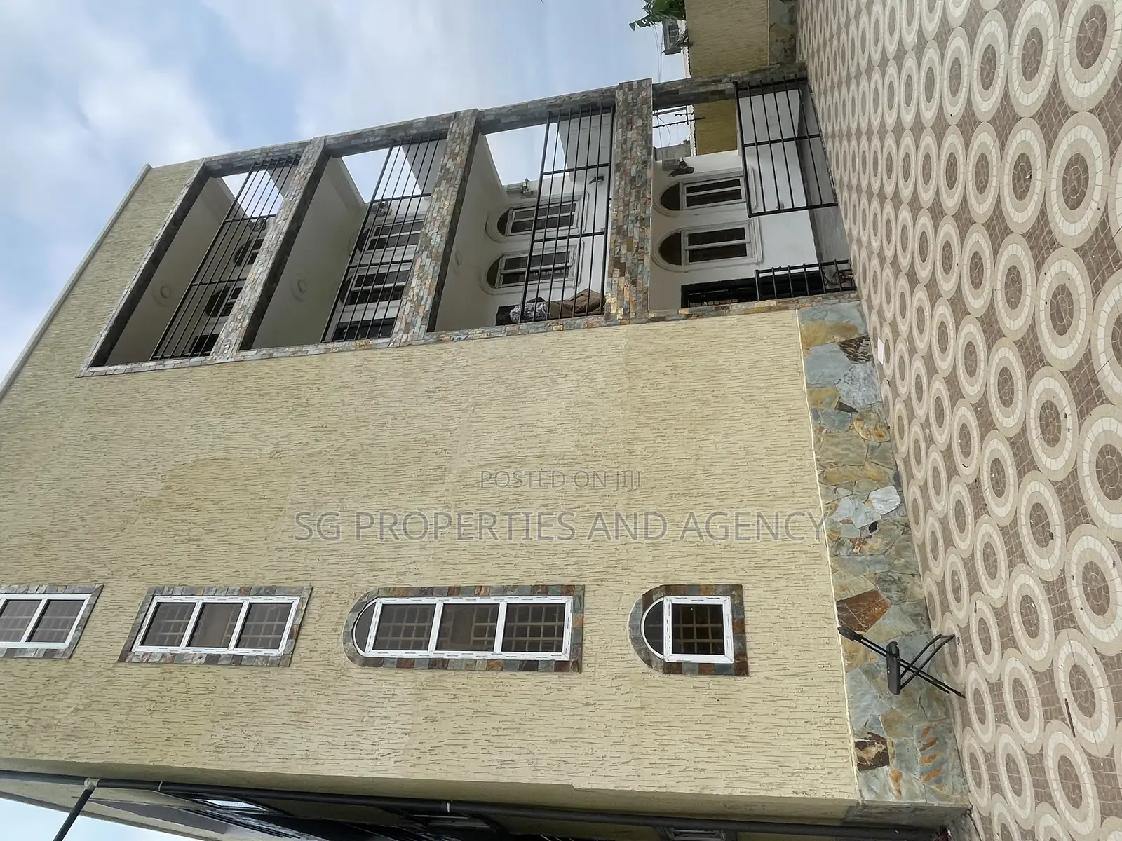 2bdrm Apartment in Lashibi, Spintex for rent in Spintex