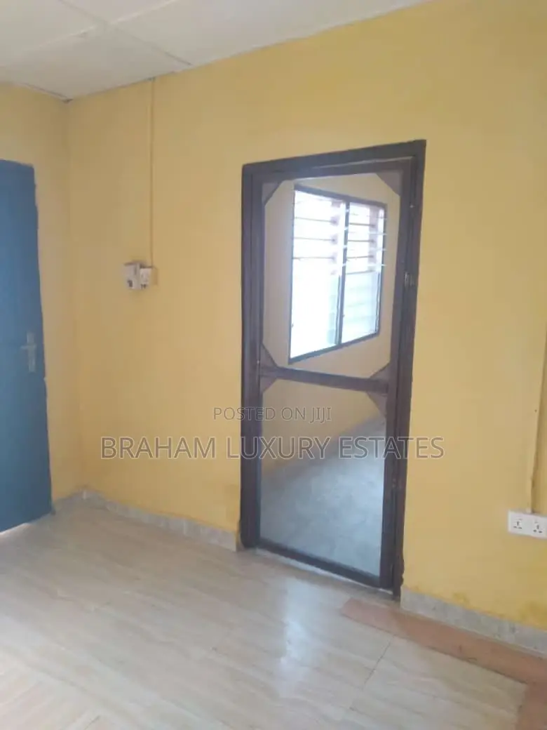 1bdrm Apartment in Coldstore Drive, Nungua for rent in Nungua