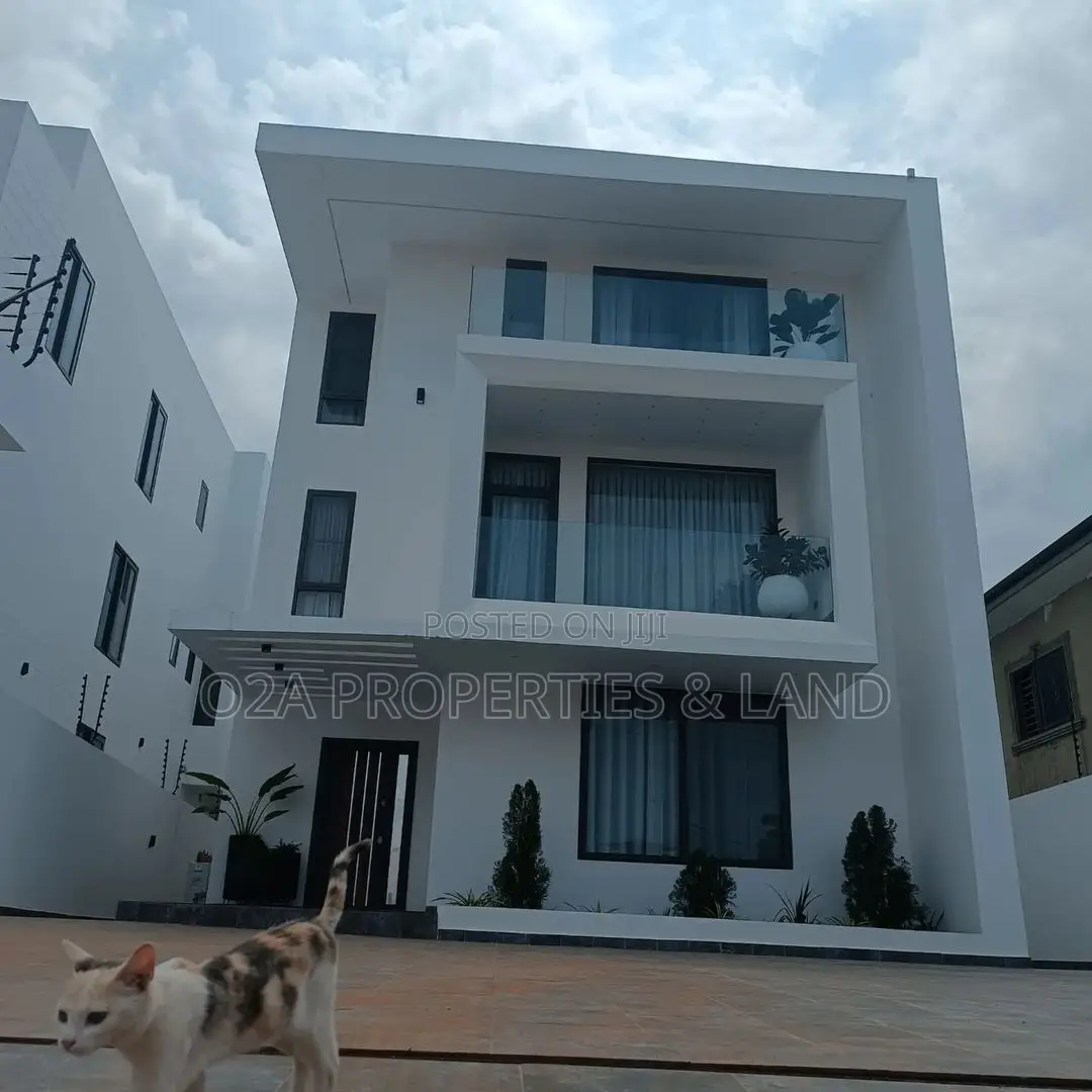 Furnished 5bdrm House in East Legon Hills, Police Station for sale in Police Station