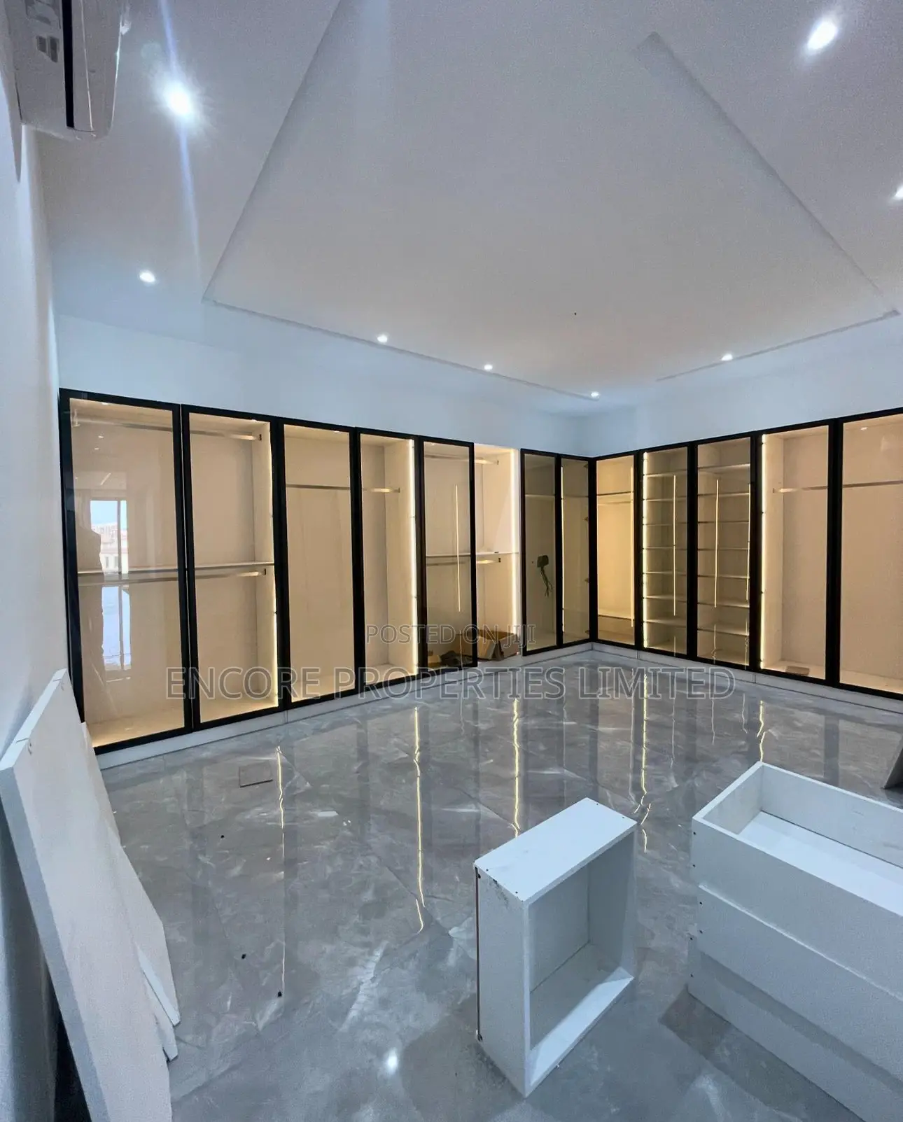 Furnished 4bdrm Mansion in Encore Properties, East Legon for sale in East Legon