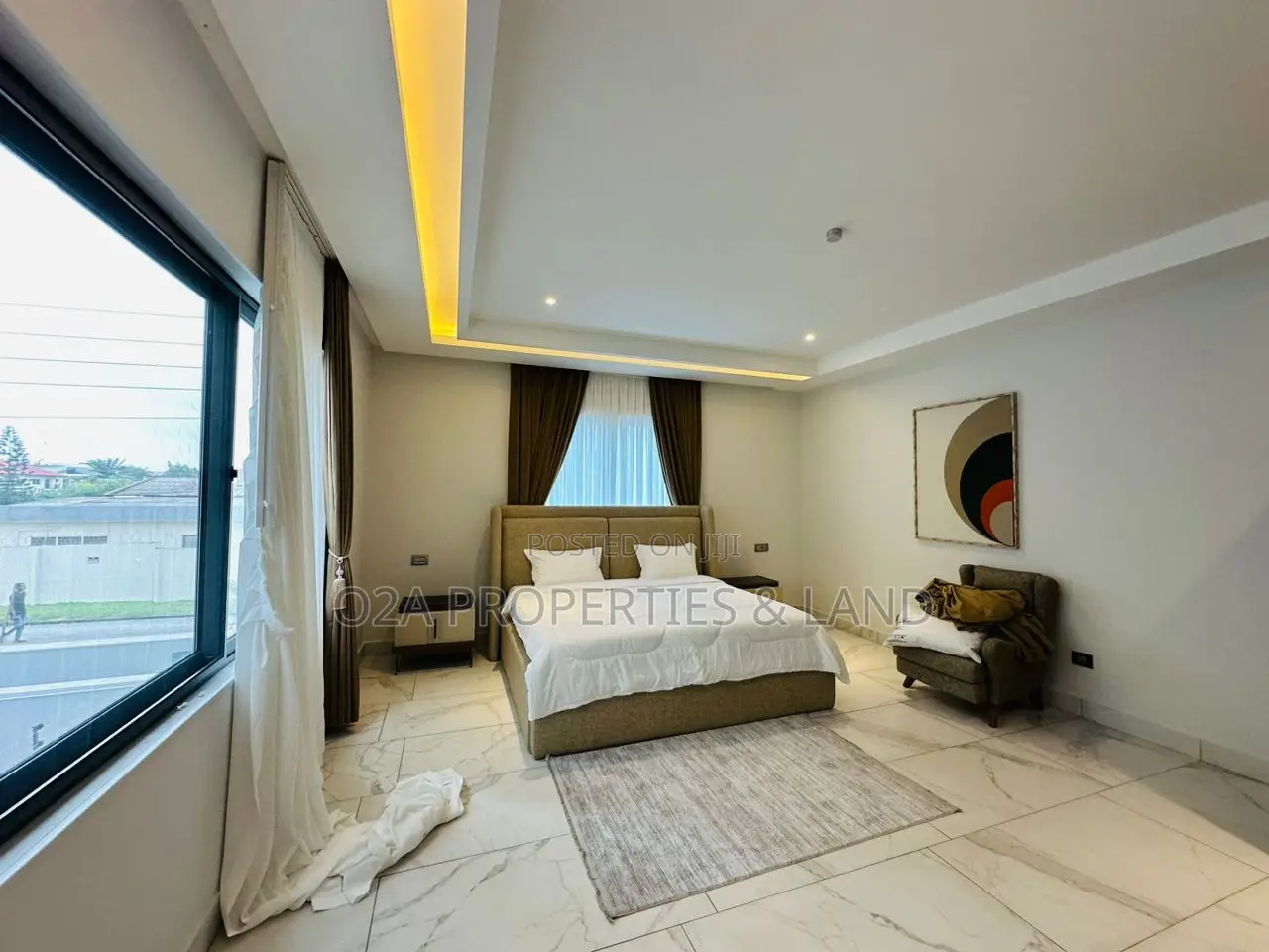 Furnished 4bdrm House in East Legon, American House for rent in American House