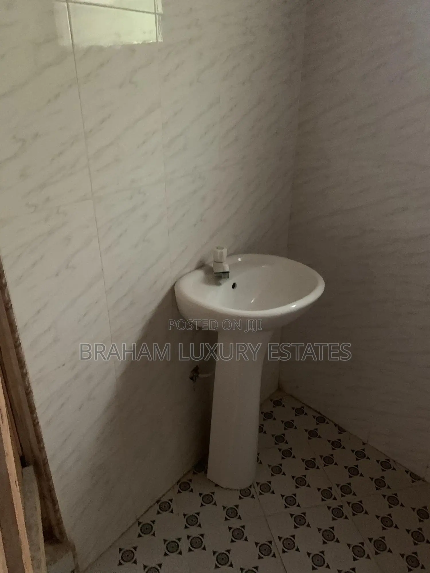 1bdrm Apartment in Maritime Area, Nungua for rent in Nungua