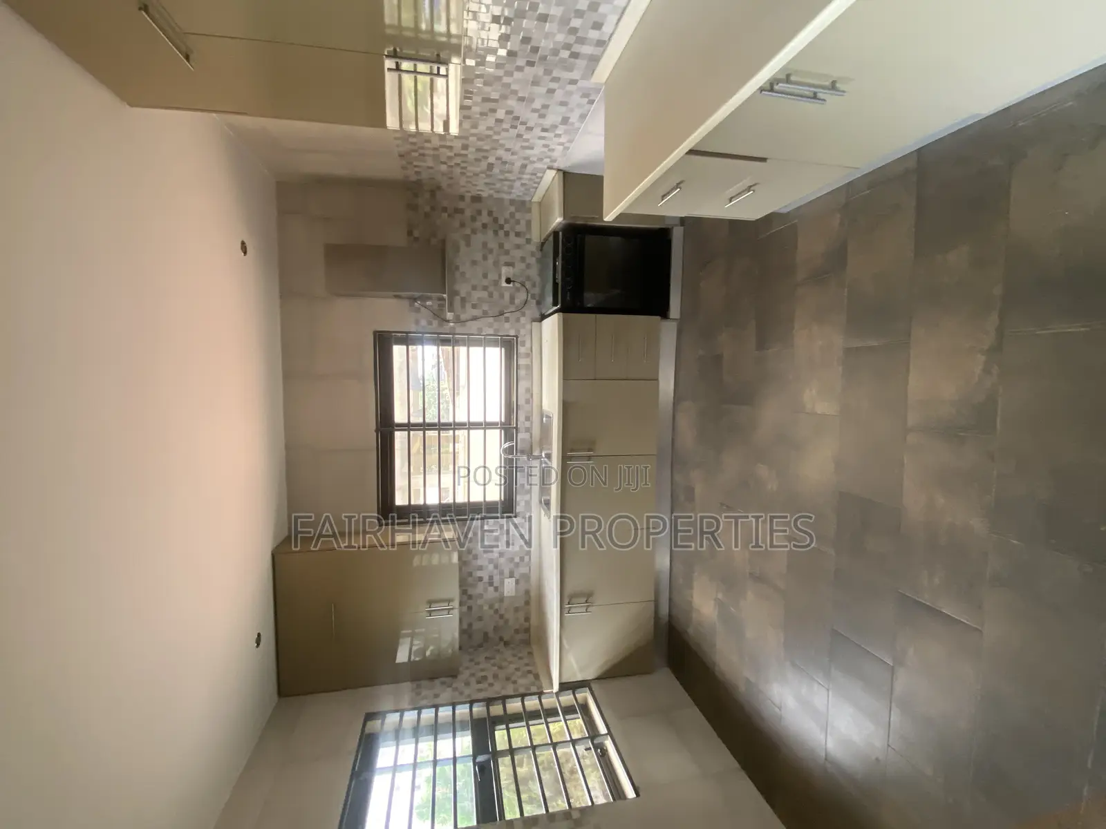 2bdrm Apartment in Fairhaven, Airport Residential Area for rent in Airport Residential Area