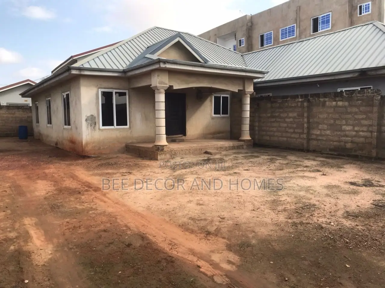 5bdrm House in Bee Decor & Homes, Agbogba for sale in Agbogba
