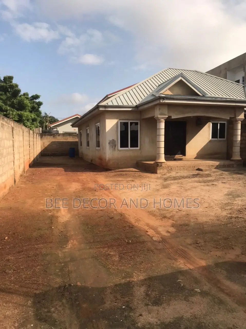 5bdrm House in Bee Decor & Homes, Agbogba for sale in Agbogba